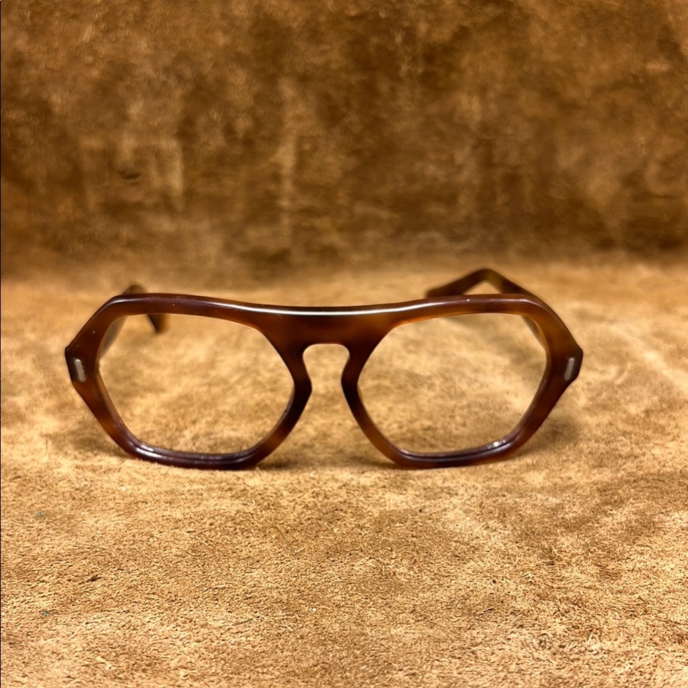 Hondo Huntley (Curated) Vintage Modern Gent Eyeglass Frames
